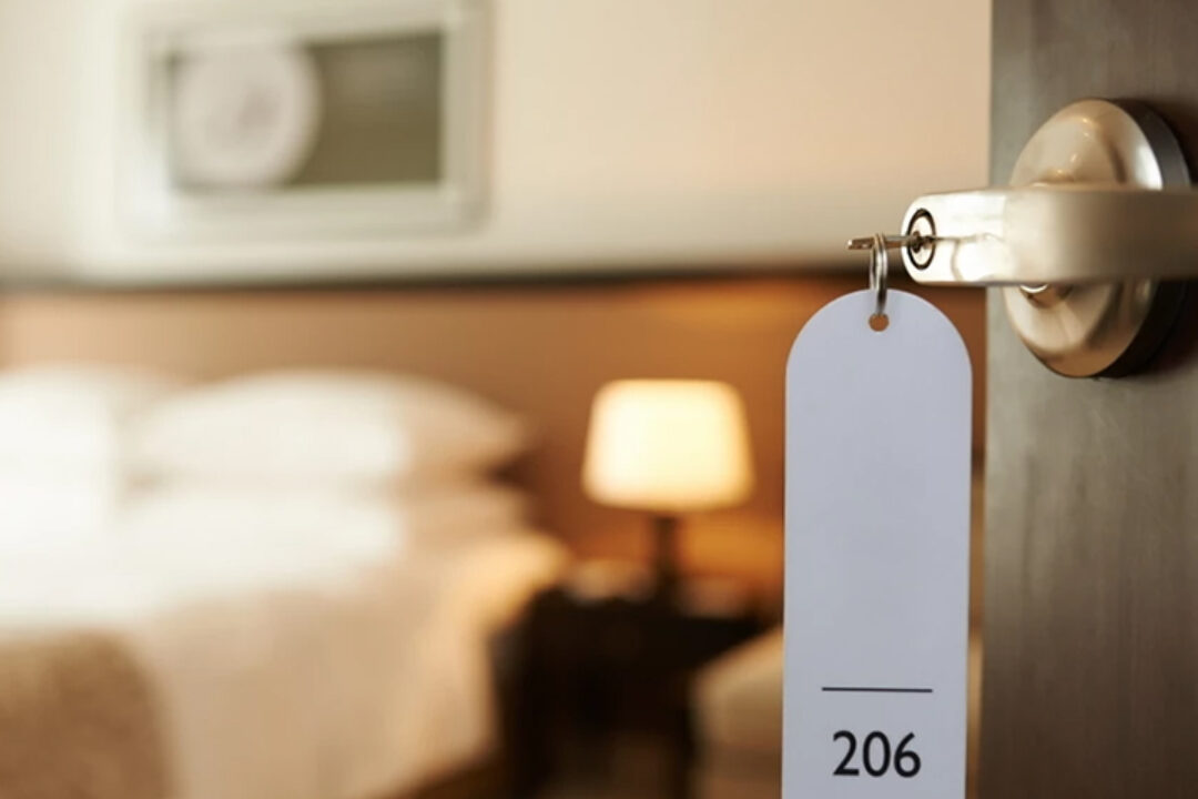 Koronawirus – seryjny zabójca hoteli